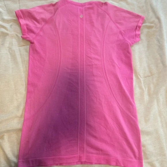 hot pink lululemon swiftly tech top - Picture 5 of 7